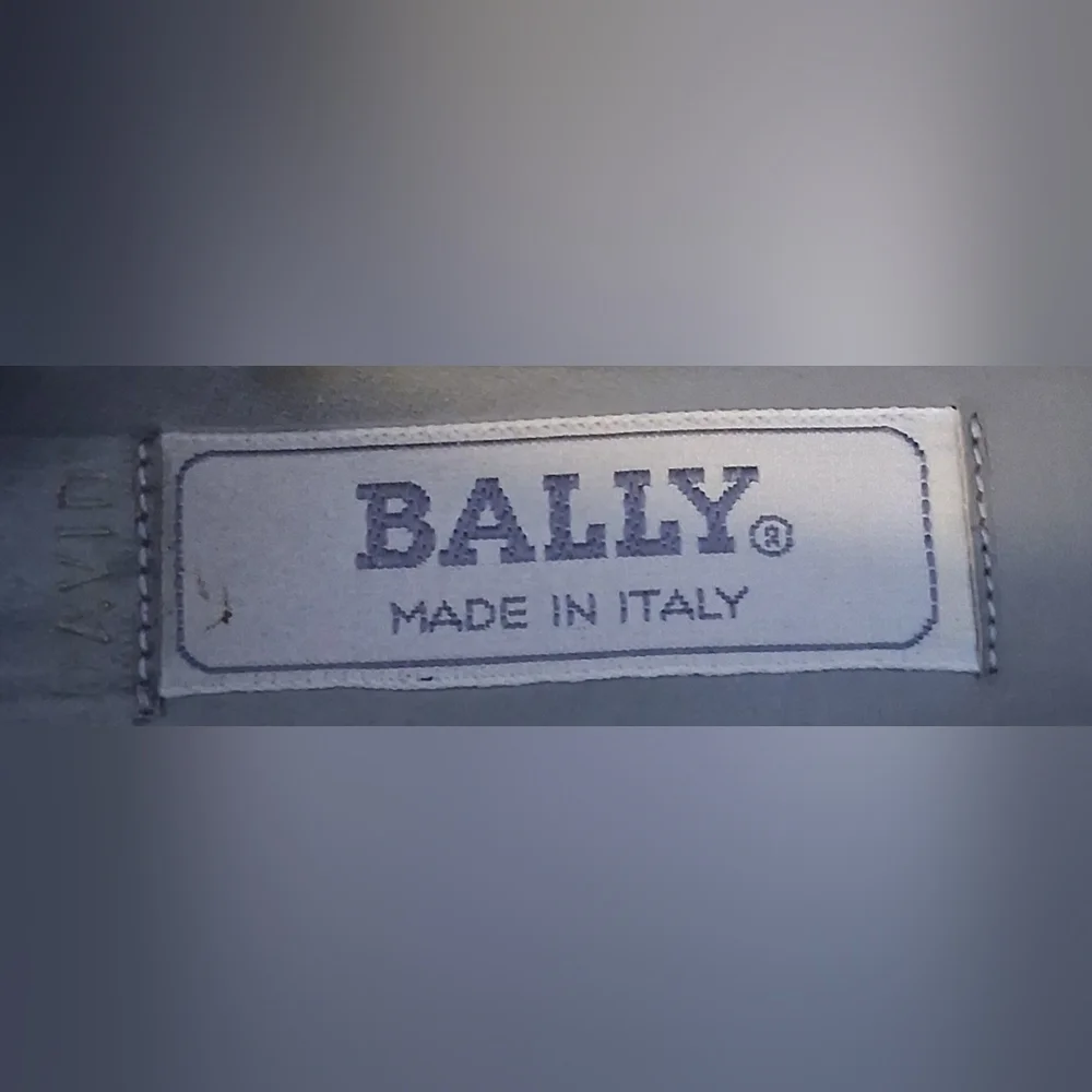 Bally excellent size